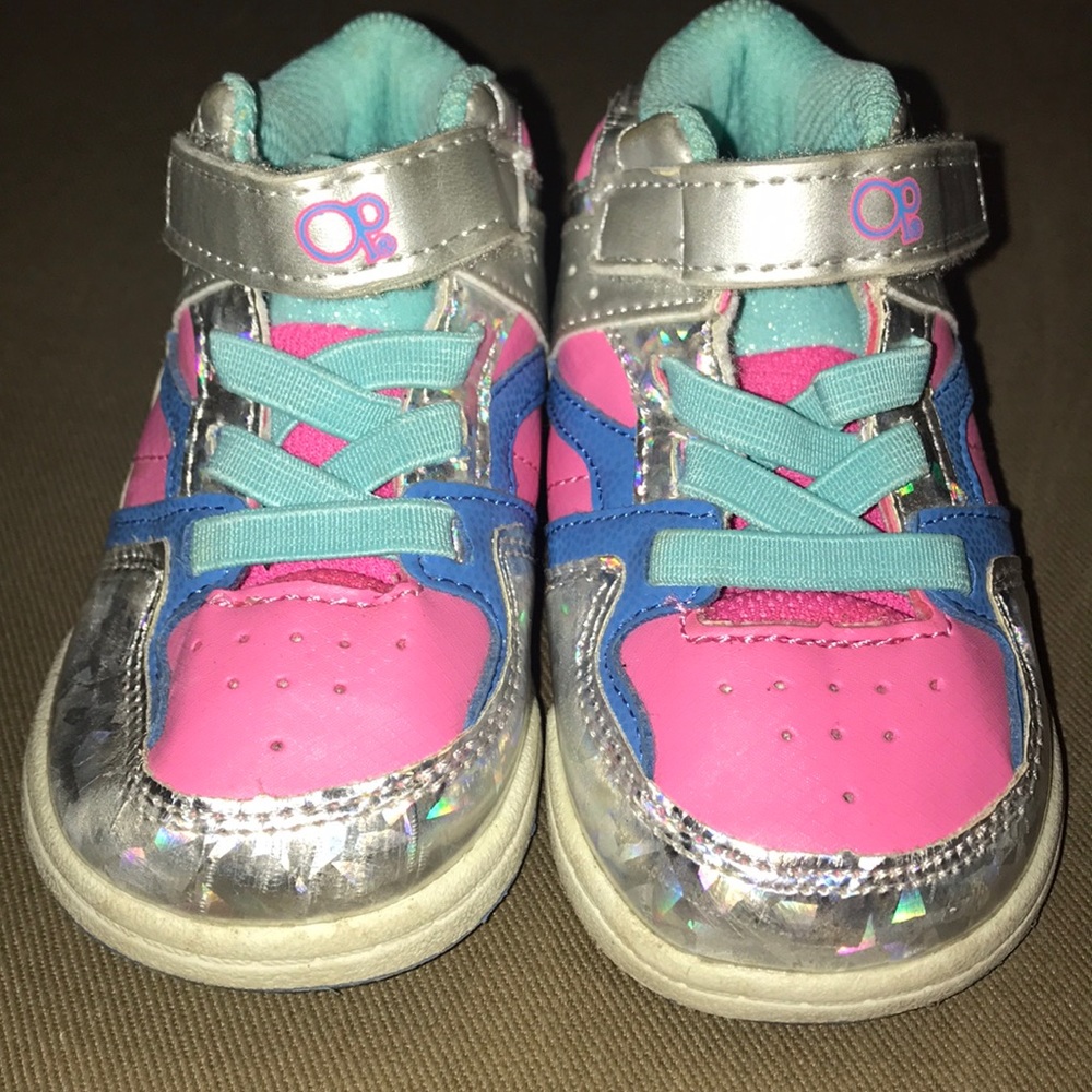 💖OP Sneakers Sz 5💖